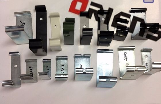 โลหะคาร์บอน Stamping Punching Powered Zinc Plated Sheet Clamps Crate Clips เครื่องจับแผ่น
