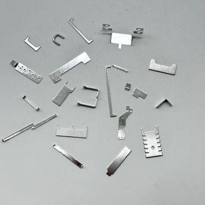 OEM Custom ความแม่นยําสูง กลมขนาดเล็ก Stamping บังบางส่วนแผ่นโลหะ การผลิตบริการโลหะ Hardware