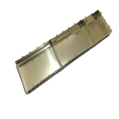 ผนัง PCB RF ทองเหลืองที่กําหนดเอง ระดับ 5G กล่องปก EMI Cover สําหรับการบิดแผ่นโลหะผลิตภัณฑ์