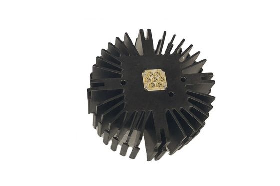 อัลลูมิเนียมยาวนานถูกขีดออก LED Heatsink ประสิทธิภาพการกระจายความร้อน ประสิทธิภาพการกระจายความร้อน